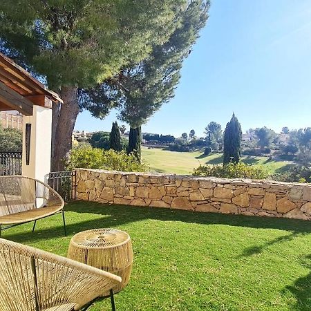 Superbe Villa-Domaine Avec Golf Piscine Et Tennis Saint-Cyr-sur-Mer Kültér fotó