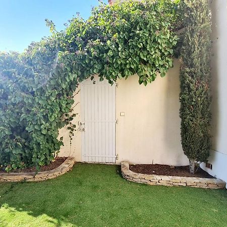Superbe Villa-Domaine Avec Golf Piscine Et Tennis Saint-Cyr-sur-Mer Kültér fotó