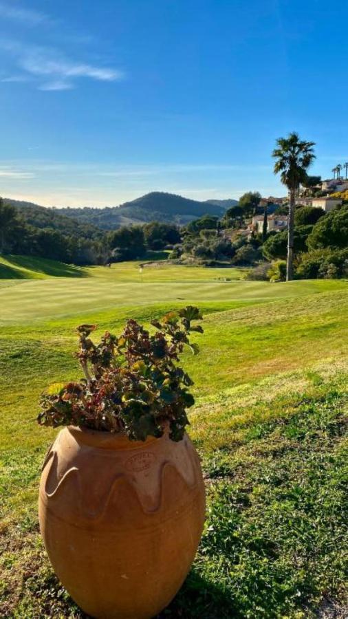 Superbe Villa-Domaine Avec Golf Piscine Et Tennis Saint-Cyr-sur-Mer Kültér fotó
