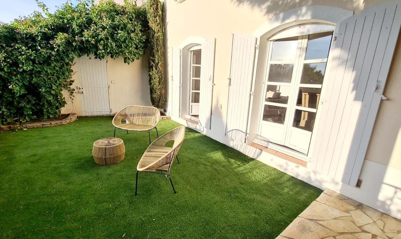 Superbe Villa-Domaine Avec Golf Piscine Et Tennis Saint-Cyr-sur-Mer Kültér fotó