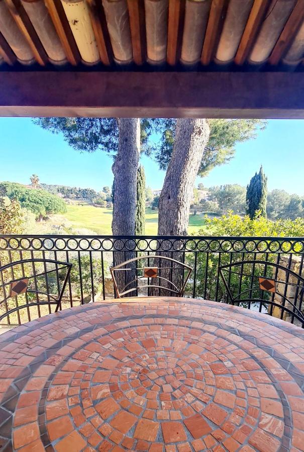Superbe Villa-Domaine Avec Golf Piscine Et Tennis Saint-Cyr-sur-Mer Kültér fotó