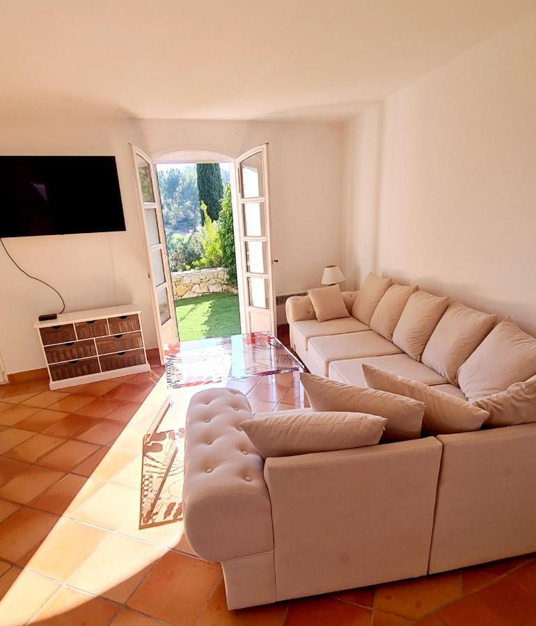 Superbe Villa-Domaine Avec Golf Piscine Et Tennis Saint-Cyr-sur-Mer Kültér fotó