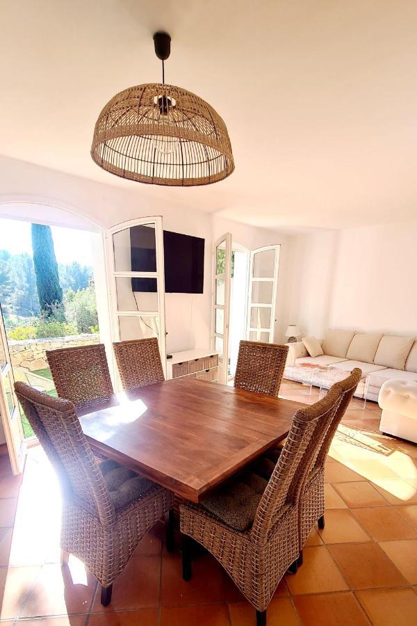 Superbe Villa-Domaine Avec Golf Piscine Et Tennis Saint-Cyr-sur-Mer Kültér fotó